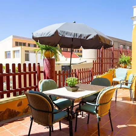 Дом отдыха Canarian House With Views And Pool Лос-Реалехос