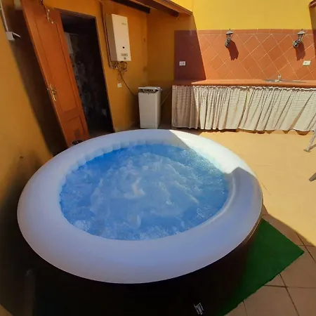Canarian House With Views And Pool Casa vacanze Los Realejos